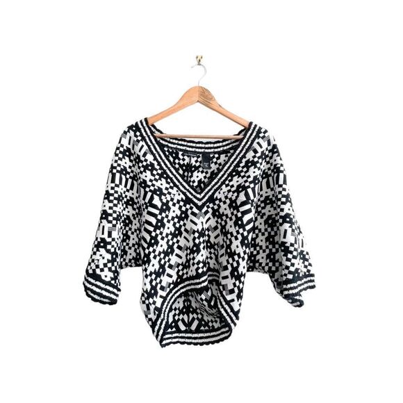 Moda International Black White Sweater Wool Blend Geometric V-Neck Women's S - Picture 1 of 8